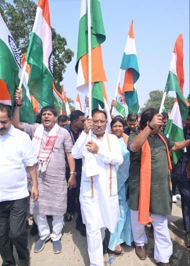 IMG-20250517-WA0209_copy_380x532