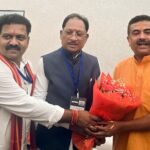 पश्चिम बंगाल में विकास के नए युग की शुरुआत: मुख्यमंत्री विष्णुदेव साय ने सुवेंदु अधिकारी को दी बधाई एवं शुभकामनाएं