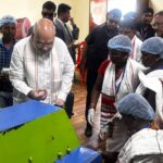 केंद्रीय गृहमंत्री अमित शाह ने चखा बस्तर की इमली का स्वाद बोले यहां की इमली का स्वाद खट्टा नहीं बल्कि मीठा