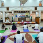 अंतर्राष्ट्रीय योग दिवस पर लोकभवन में किया गया योगाभ्यास