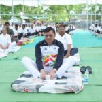 योग से शारीरिक व मानसिक विकास होता है, इसे जीवन में अपनाएं – मंत्री लखनलाल देवांगन