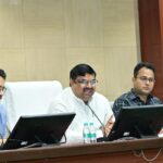 स्कूल शिक्षा मंत्री गजेंद्र यादव की अध्यक्षता में संभागीय संयुक्त संचालकों एवं जिला शिक्षा अधिकारियों की विभागीय समीक्षा बैठक संपन्न