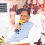 शिक्षा से विकसित छत्तीसगढ़ तक: मुख्यमंत्री साय ने नीट क्वालीफाई विद्यार्थियों के साथ साझा किया भविष्य का रोडमैप.. मुख्यमंत्री विष्णु देव साय ने प्रयास आवासीय विद्यालय के नीट क्वालीफाई विद्यार्थियों से किया प्रेरक संवाद