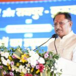 केंद्रीय रेल मंत्री अश्विनी वैष्णव और मुख्यमंत्री श्री विष्णु देव साय ने रावघाट – रायपुर एवं रायपुर – कुरूद यात्री रेल सेवाओं को दिखाई हरी झंडी